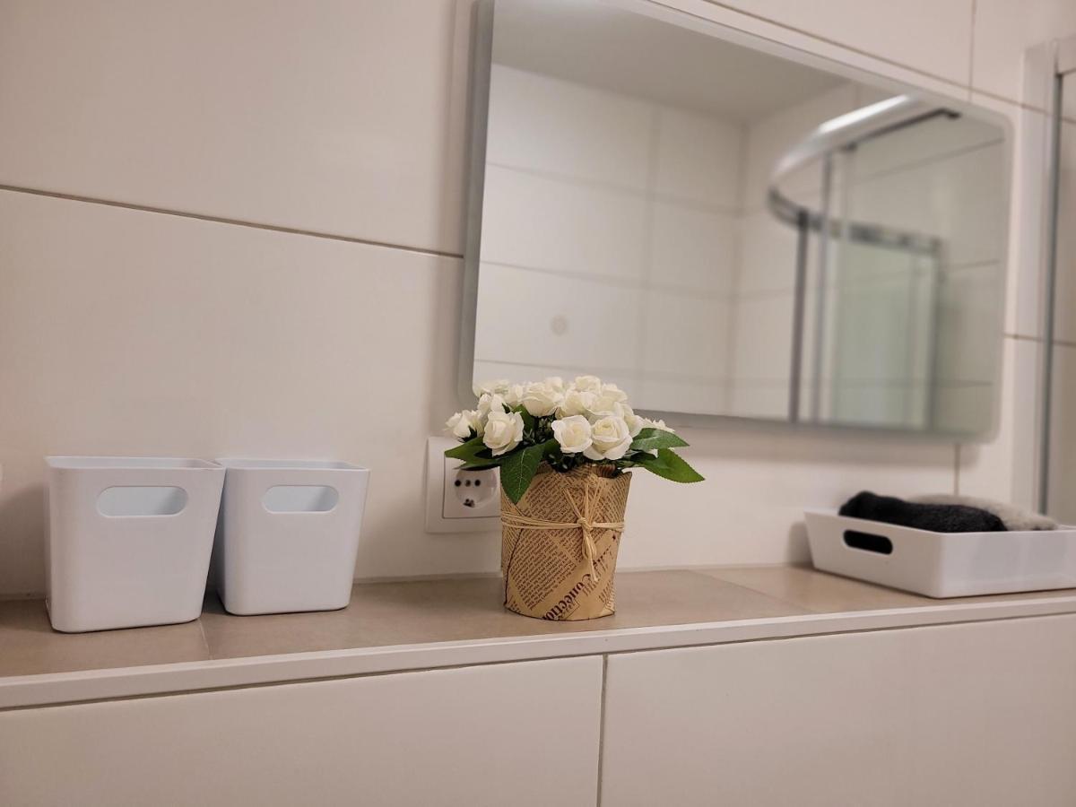 3-Zimmer, Bis 6 Personen Mit Parkplatz Apartment Muelheim an der Ruhr Luaran gambar