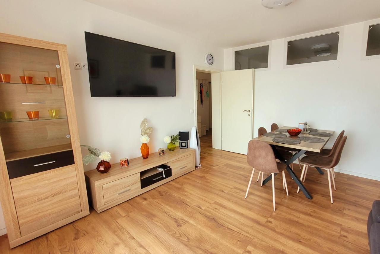 3-Zimmer, Bis 6 Personen Mit Parkplatz Apartment Muelheim an der Ruhr Luaran gambar
